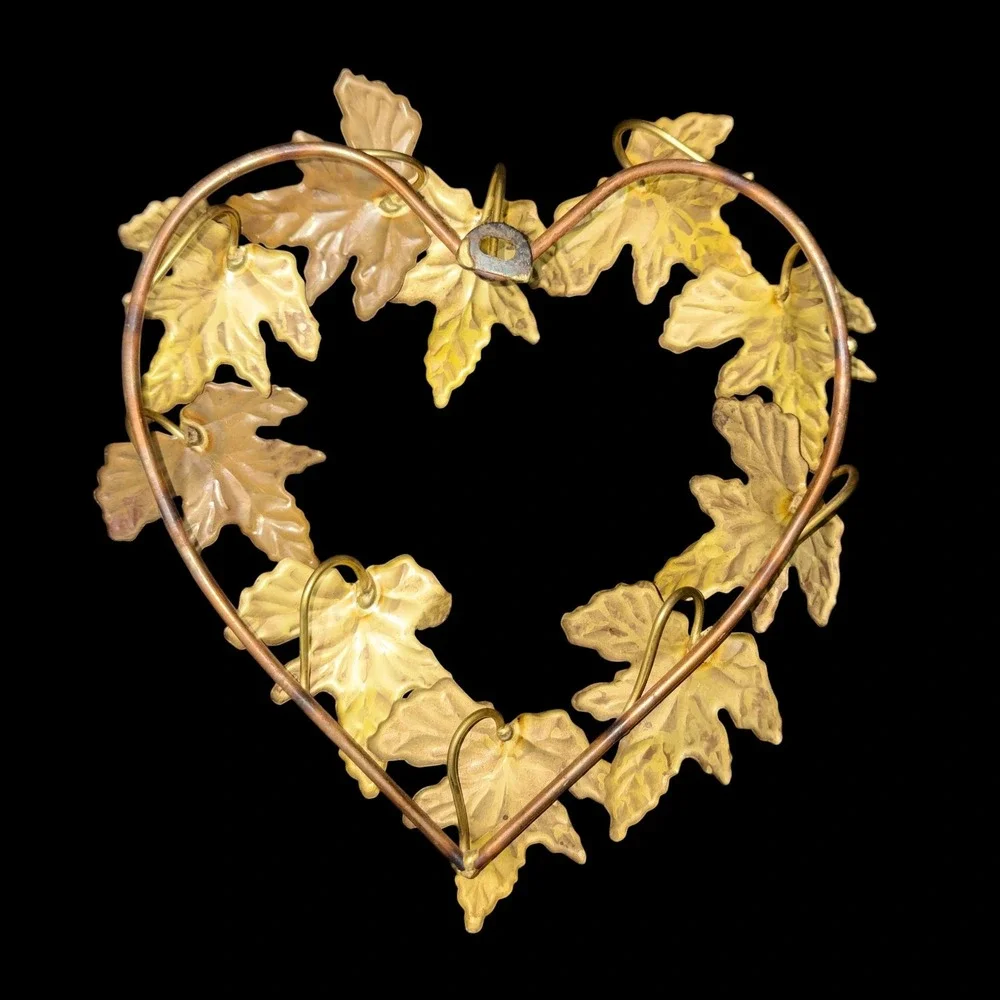 Vtg Homco Brass Ivy Leaf Heart Wreath Wall Plaque Hanging